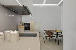 Studio Palace B by Homie