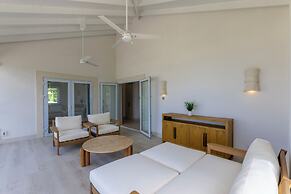 Kaiso & Kai Beachfront Villa