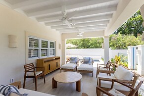Kaiso & Kai Beachfront Villa