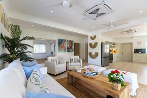 Kaiso & Kai Beachfront Villa