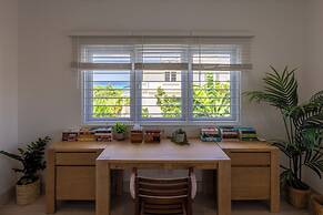 Kaiso & Kai Beachfront Villa
