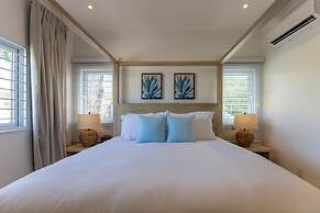 Kaiso & Kai Beachfront Villa