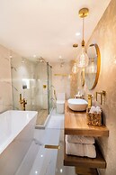 Berthas Collection By EM Hotels