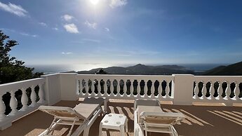 The Pearl of Paradise