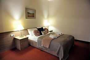 Hotel Három Gúnár