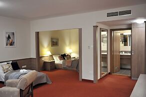 Hotel Három Gúnár