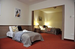 Hotel Három Gúnár