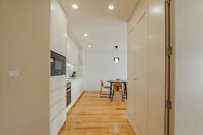 Gaia Premium E Apartment by Vacationy