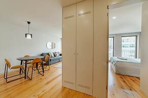 Gaia Premium E Apartment by Vacationy