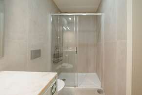 Gaia Premium E Apartment by Vacationy