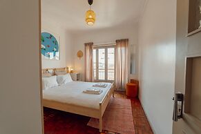 Santa Catarina Flat 2BD With Balcony by Vacationy