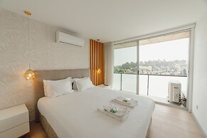 Amazing Riverview Apartment w Pool by Vacationy