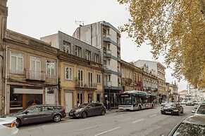 Elegant Marques Duplex by Vacationy