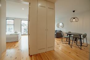 Gaia Premium D Apartment by Vacationy