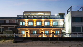 Goseong Jajackdo Aroma Pension