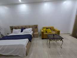 Frenezia Boutique Apart-Hotel