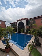 Frenezia Boutique Apart-Hotel