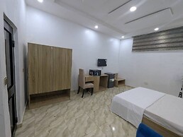 Frenezia Boutique Apart-Hotel