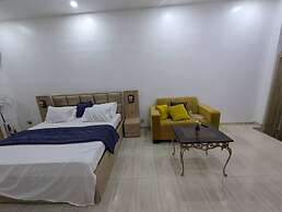 Frenezia Boutique Apart-Hotel