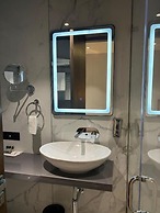 Hotel Four Point Corner