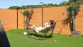 Taean Holy Dog Pool Villa