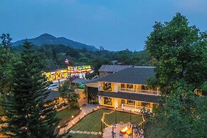 The Hosteller Lonavala City Centre