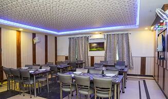 Hotel The Raj Palace