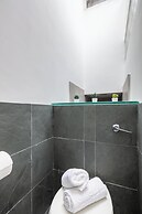 Chic 1BR by Goodge Street Station