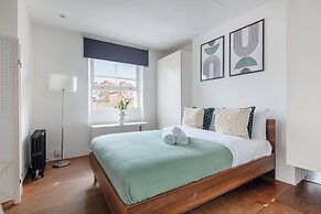 Chic 1BR by Goodge Street Station