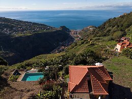 Casa Laranja by HR Madeira