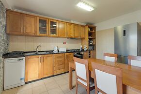 Casa Laranja by HR Madeira
