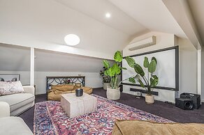 Fun for Families: Location, Cinema, Games, Wifi