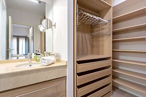 Bright Apartment in Granada Varela