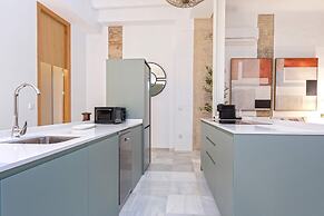 Cozy 3BD Duplex in Seville Center Gran Poder II