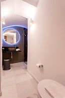 Cozy 2BD Duplex in Seville Center Gran Poder