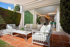 Magnificent 3BD Duplex With Pool in Marbella Aloha Golf II