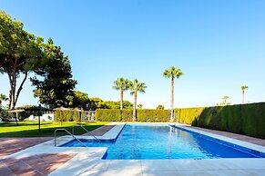 Magnificent 3BD Duplex With Pool in Marbella Aloha Golf II