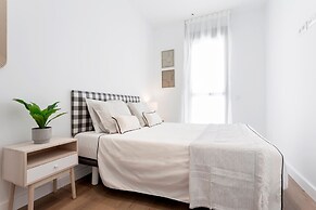 Bright 2BD Apartment in Madrid Zabaleta IV