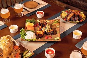 Favos Ninh Binh Hotel & Villas