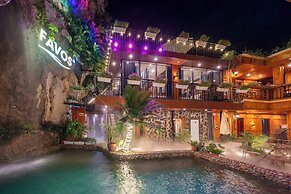 Favos Ninh Binh Hotel & Villas