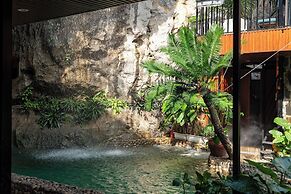 Favos Ninh Binh Hotel & Villas