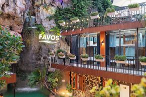 Favos Ninh Binh Hotel & Villas