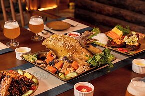Favos Ninh Binh Hotel & Villas