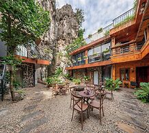 Favos Ninh Binh Hotel & Villas