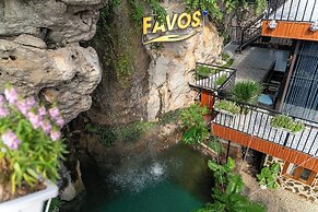 Favos Ninh Binh Hotel & Villas