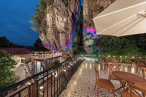 Favos Ninh Binh Hotel & Villas