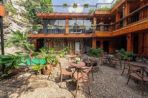 Favos Ninh Binh Hotel & Villas