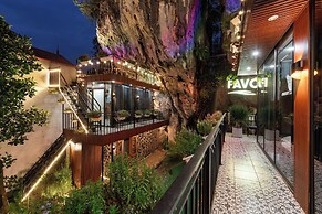 Favos Ninh Binh Hotel & Villas