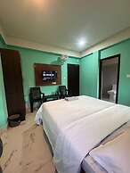 Lahaven Guest House