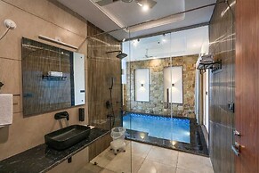 Delight The Lavish Loft Corbett